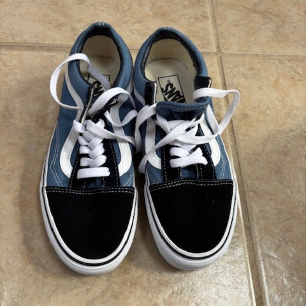 Women's Vans Off the Wall Sneakers